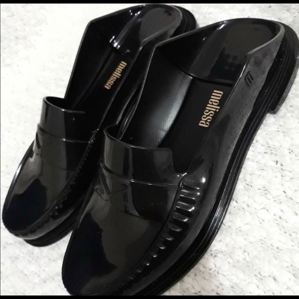 Melissa bend black